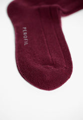 Calza Corta a Coste in Lana e Cashmere - Cherry - C157 cherry | Perofil